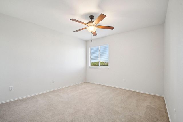 217 Killian LOOP, Hutto, TX 78634