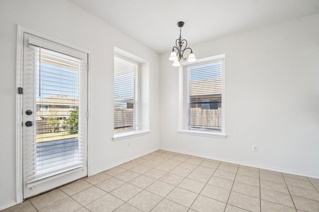 217 Killian LOOP, Hutto, TX 78634