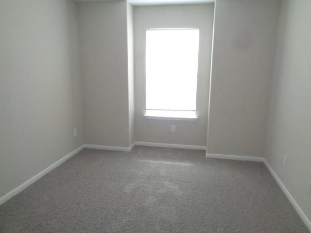 9503 Wyatt Oak Ln, Houston, TX 77044