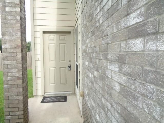 9503 Wyatt Oak Ln, Houston, TX 77044