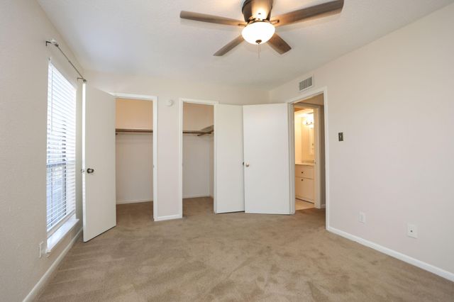 17401 Red Oak Drive 97, Houston, TX 77090