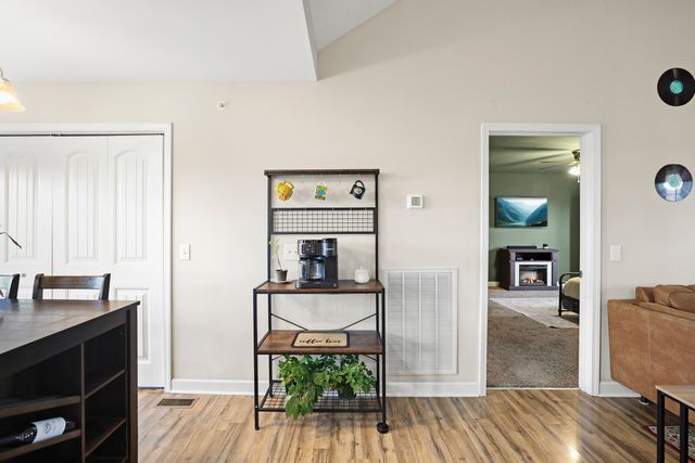 556 Skyview Dr, Ashland City, TN 37015