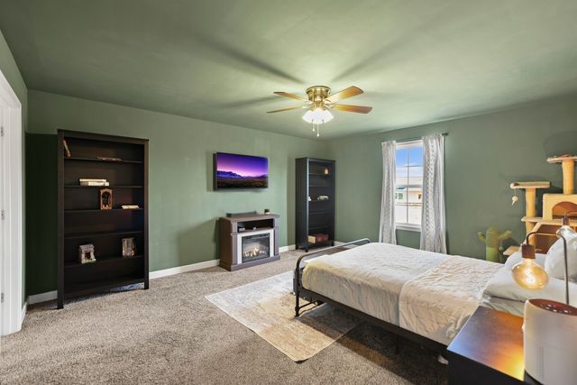 556 Skyview Dr, Ashland City, TN 37015