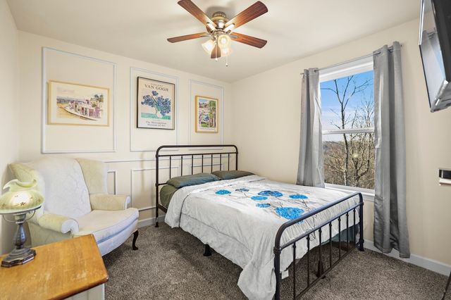 556 Skyview Dr, Ashland City, TN 37015