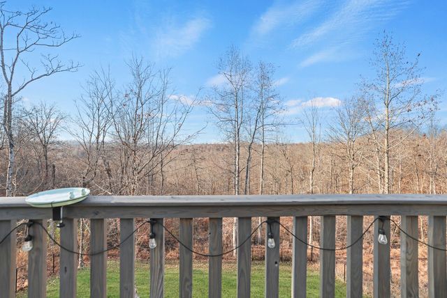 556 Skyview Dr, Ashland City, TN 37015