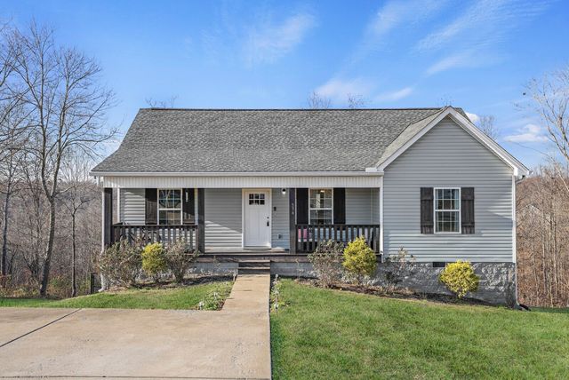 556 Skyview Dr, Ashland City, TN 37015