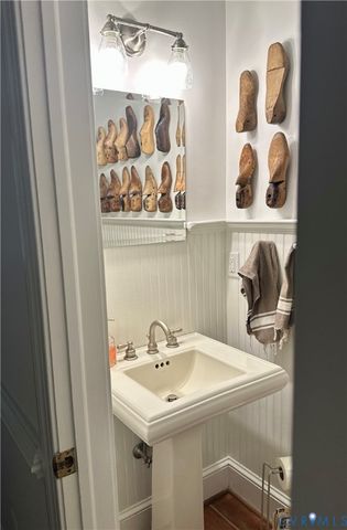 8286 Flannigan Mill Rd, Mechanicsville, VA 23111