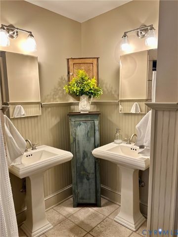 8286 Flannigan Mill Rd, Mechanicsville, VA 23111