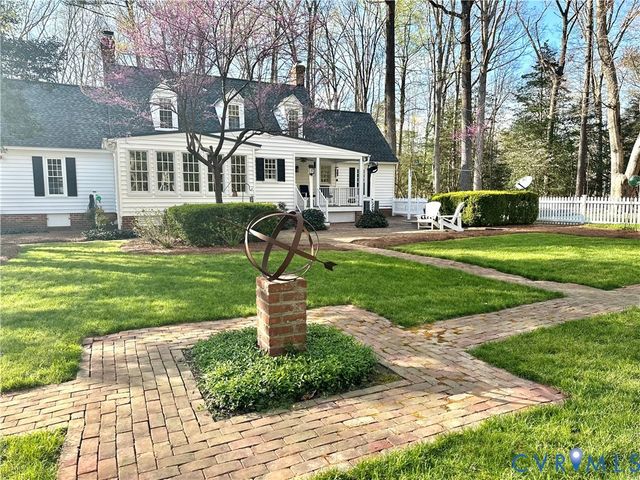 8286 Flannigan Mill Rd, Mechanicsville, VA 23111