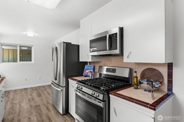 911 11th Street NW, Puyallup, WA 98371