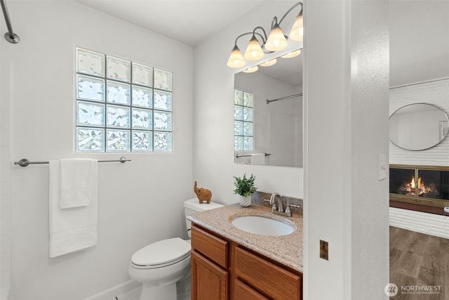 911 11th Street NW, Puyallup, WA 98371