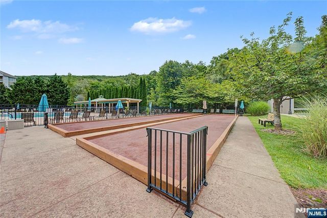 2116 Warrens Way, Wanaque, NJ 07465