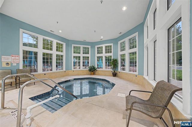 2116 Warrens Way, Wanaque, NJ 07465