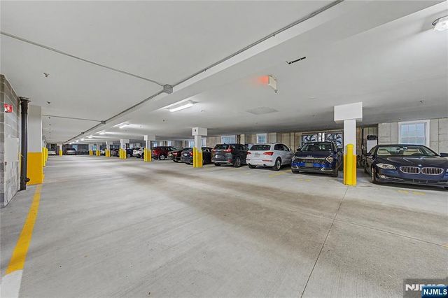 2116 Warrens Way, Wanaque, NJ 07465