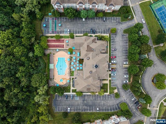 2116 Warrens Way, Wanaque, NJ 07465