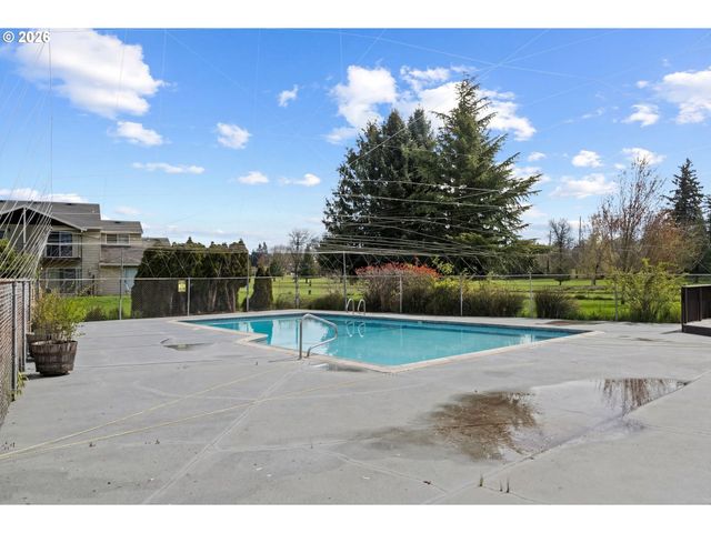 1773 Ne 19TH St, Gresham, OR 97030