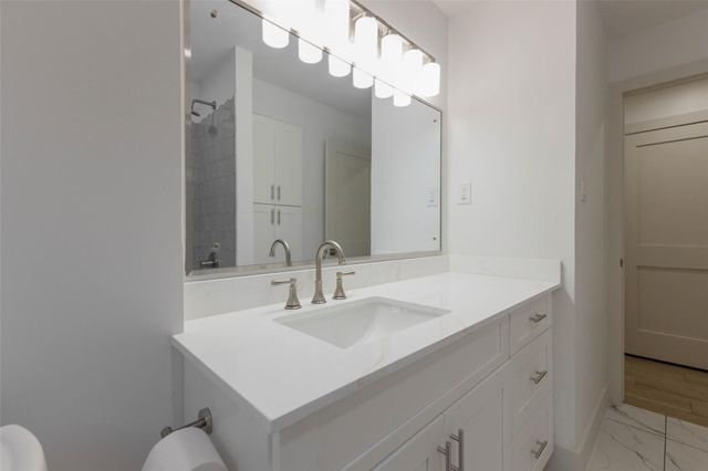 2007 Ganyard Drive, Houston, TX 77043