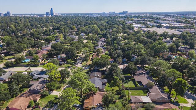 2007 Ganyard Drive, Houston, TX 77043