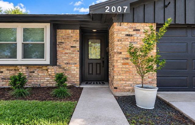 2007 Ganyard Drive, Houston, TX 77043