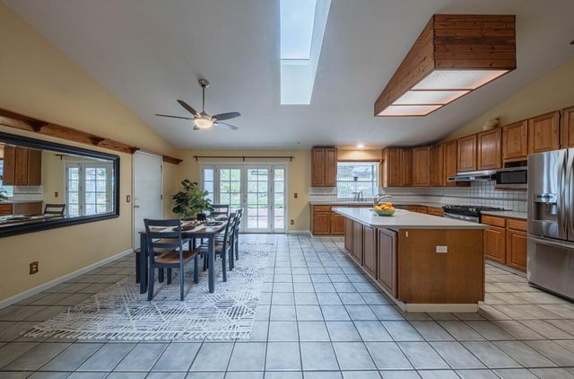 18191 Berta Canyon Road, Salinas, CA 93907