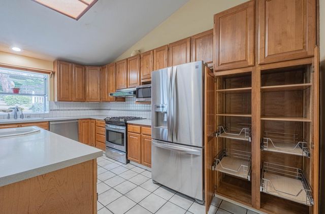 18191 Berta Canyon Road, Salinas, CA 93907