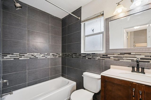 7004 Colony Loop DR, Austin, TX 78724