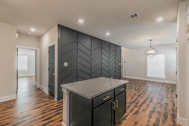 4550 Luzon Street, Dallas, TX 75216