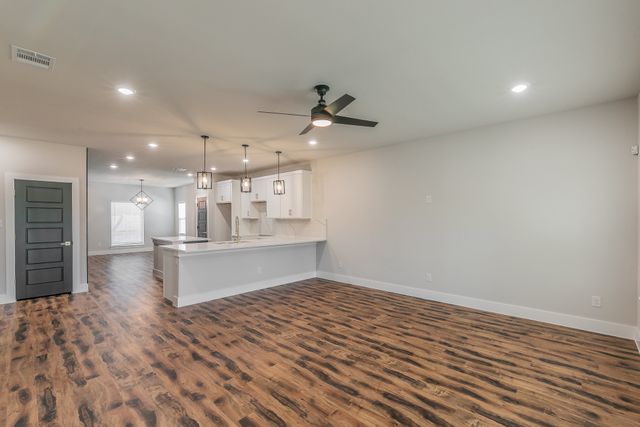 4550 Luzon Street, Dallas, TX 75216