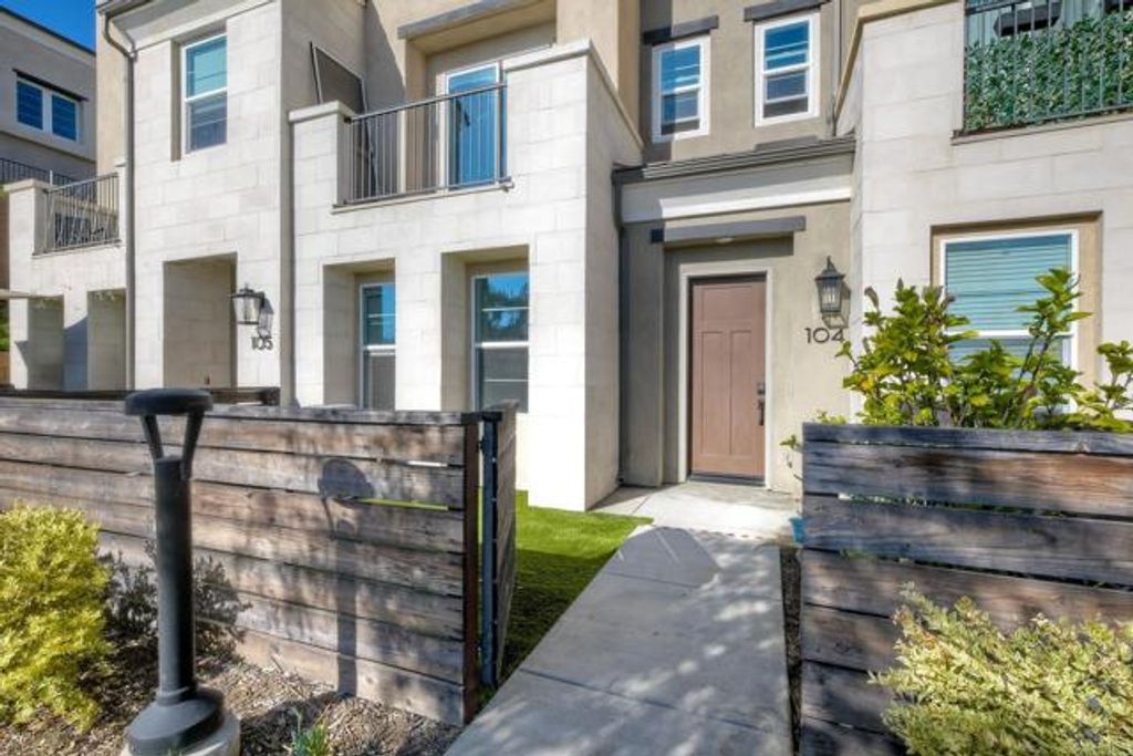 1222 Sunrise 104, San Marcos, CA 92078