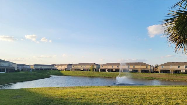 364 ARBOR LAKES DRIVE, Davenport, FL 33896