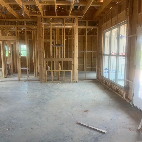 62 Lucia Lane, Maumelle, AR 72113