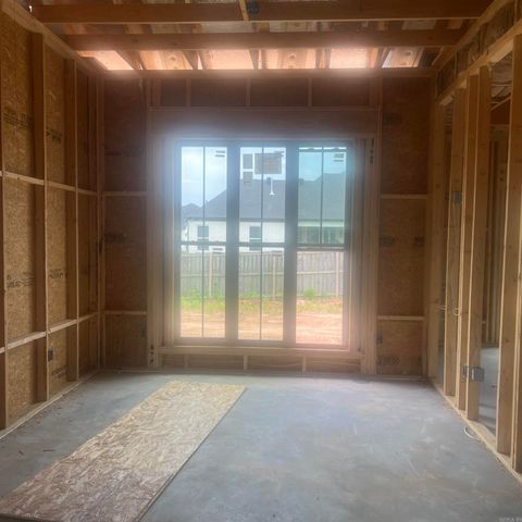 62 Lucia Lane, Maumelle, AR 72113