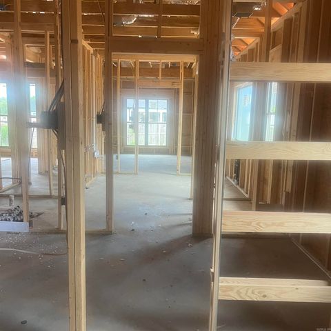 62 Lucia Lane, Maumelle, AR 72113