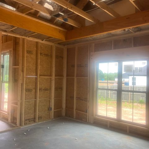 62 Lucia Lane, Maumelle, AR 72113