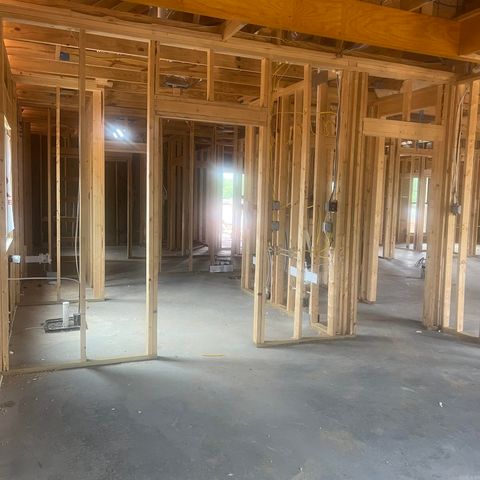 62 Lucia Lane, Maumelle, AR 72113