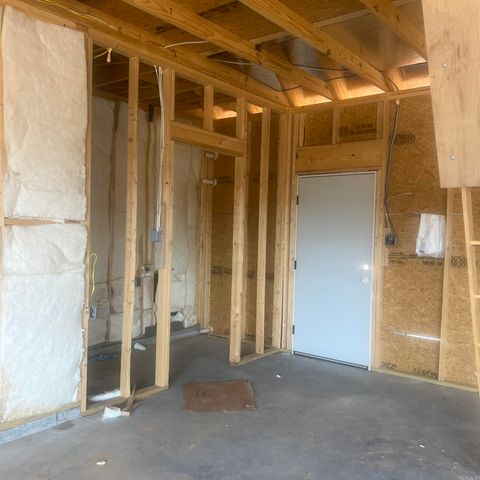 62 Lucia Lane, Maumelle, AR 72113