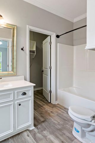 227 Green Leaf Street, Huntsville, TX 77340
