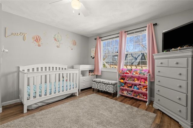 51 Cove Avenue, Barrington, RI 02806