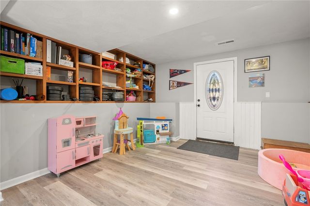 51 Cove Avenue, Barrington, RI 02806