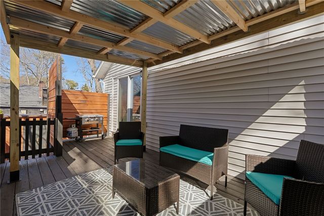 51 Cove Avenue, Barrington, RI 02806