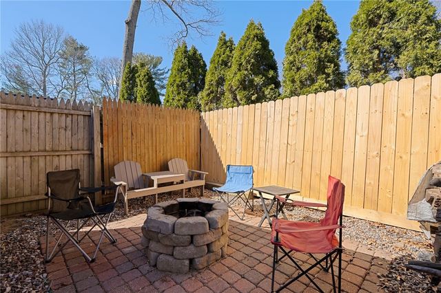 51 Cove Avenue, Barrington, RI 02806