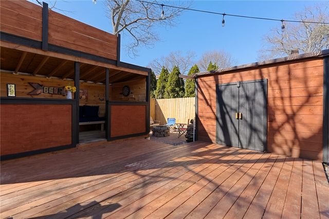 51 Cove Avenue, Barrington, RI 02806