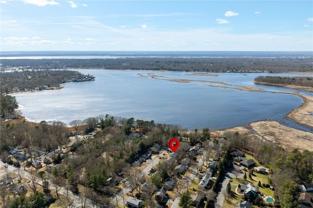 51 Cove Avenue, Barrington, RI 02806