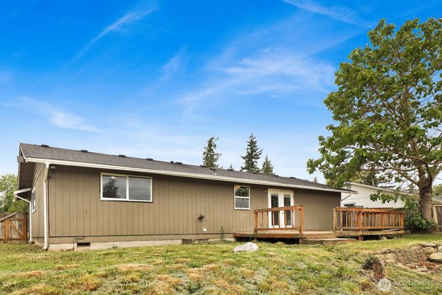 6130 Sunshine Drive, Ferndale, WA 98248