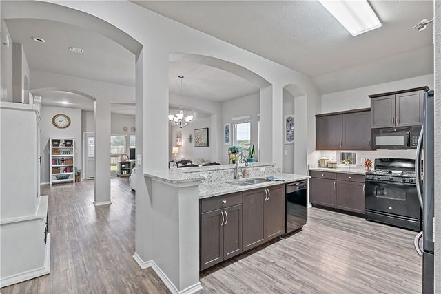 103 Wild Flower Court, Navasota, TX 77868