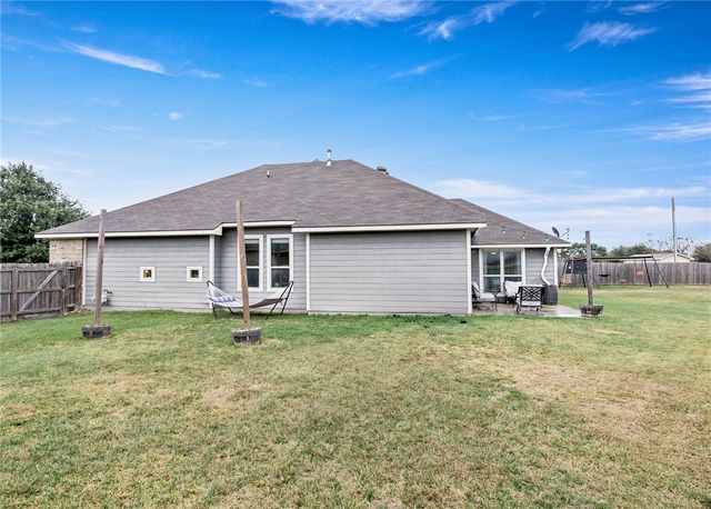 103 Wild Flower Court, Navasota, TX 77868