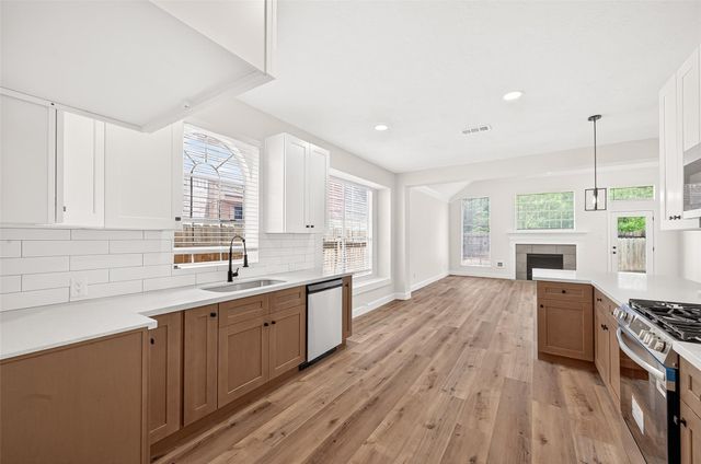 6714 Cleft Stone Drive, Houston, TX 77084