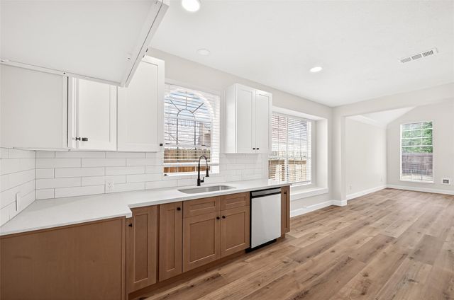 6714 Cleft Stone Drive, Houston, TX 77084