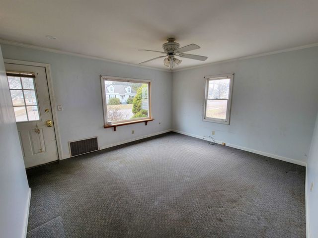 1813 North Avenue, Burlington, VT 05408