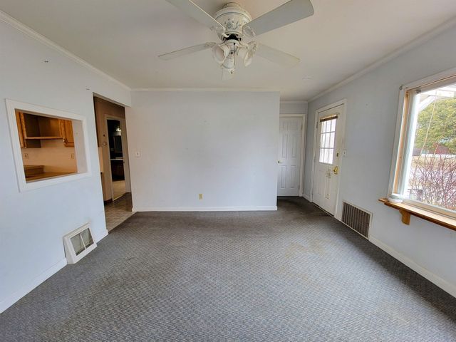1813 North Avenue, Burlington, VT 05408